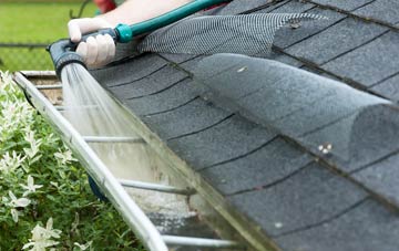 Lowestoft gutter cleaning costs